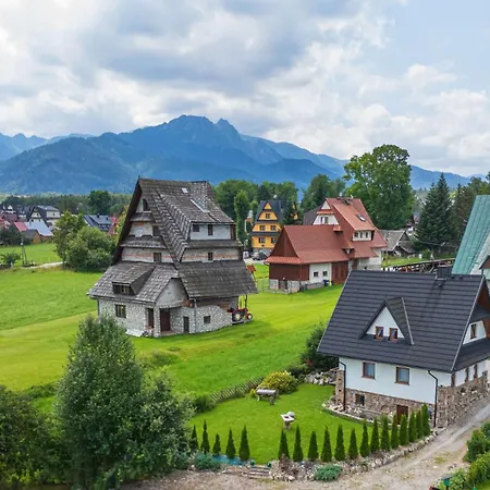 Проживание в семье Szafran -