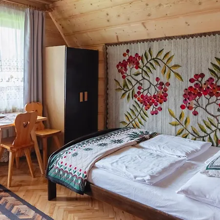 Проживание в семье Szafran - *